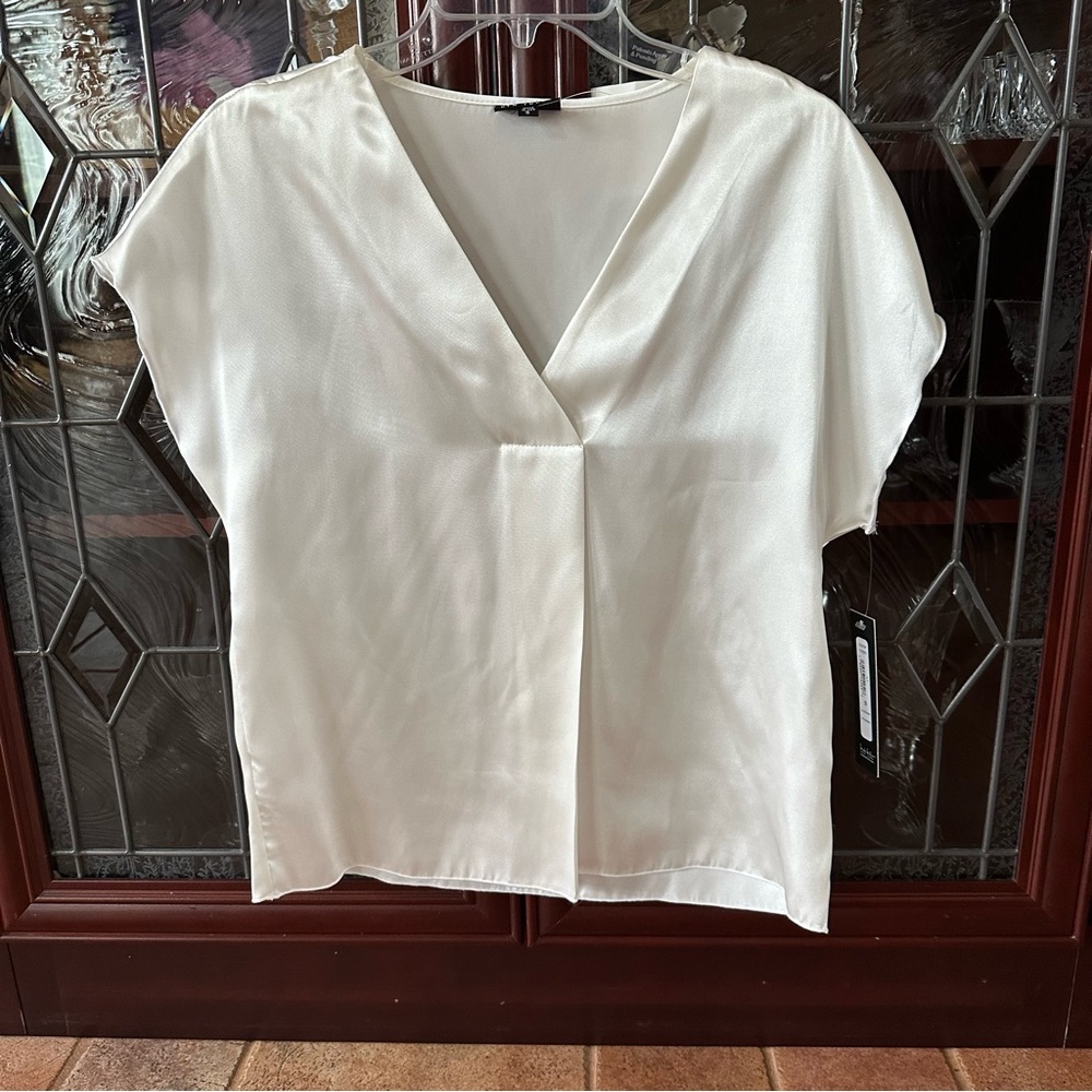 Nicole Miller White Boxy Cap Sleeve Blouse